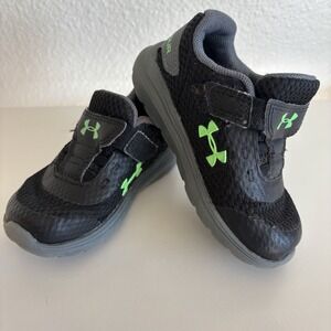 Under Armor Toddler Boys Sneakers Tennis Shoes Gym Shoes Black With Green Kids 6